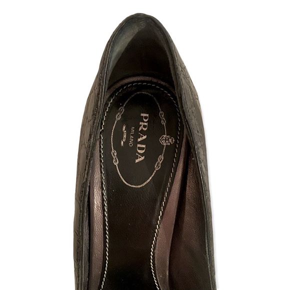 PRADA Croc Embossed Peep Toe Heels, Size 7 - Picture 6 of 7